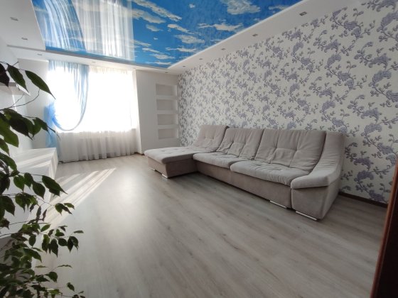 Оренда квартири в центрі в новому будинку з паркомісцем. Черкаси