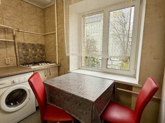 Здам у довгострокову оренду 1-кім кв по пр-ту Берестейському 20, Центр Київ