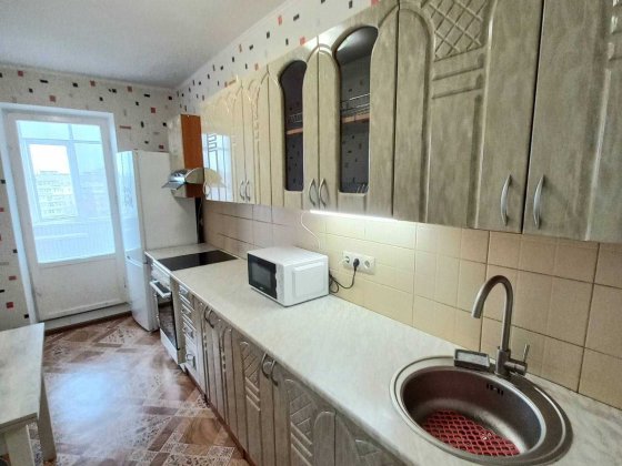 Однокімнатна квартира р-н Епіцентру. Здається вперше. Черкаси