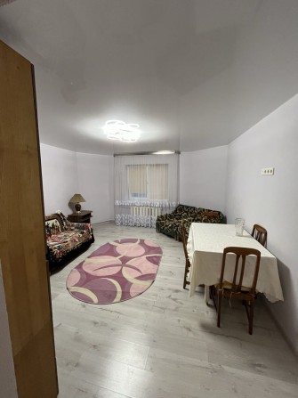 Здам 2км квартиру в приватному будинку - фото 1