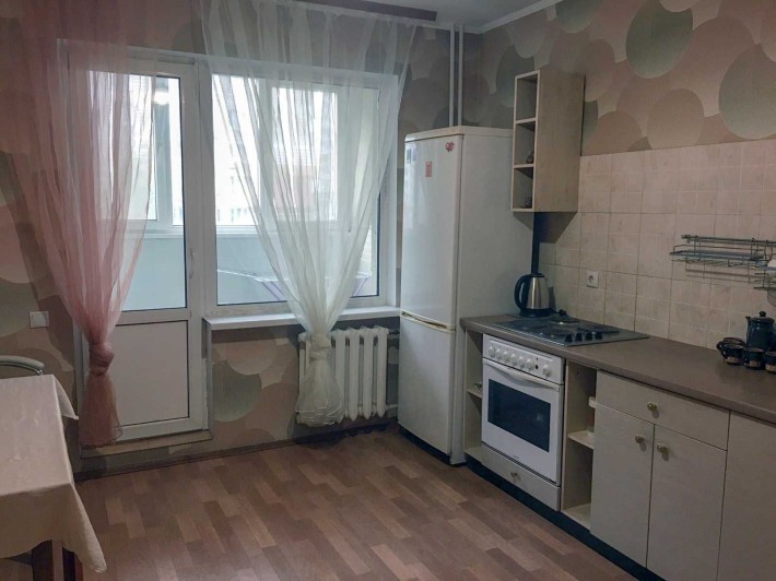 Здається в оренду простора 1-к.кв на Позняках (Ахматової,28) - фото 1