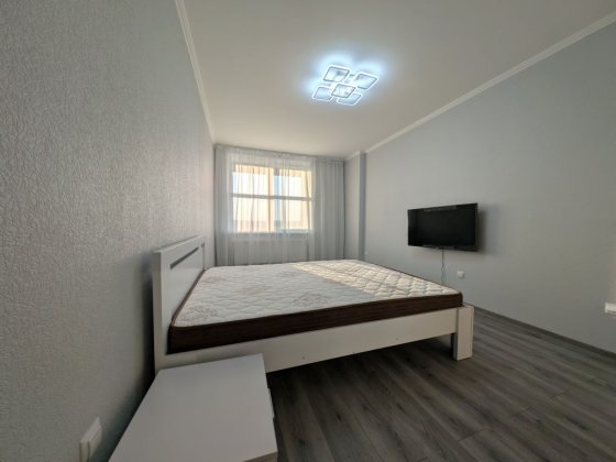 Здається 2 кімн ЖК Водограй з красивим виглядом на прапор Чернівці