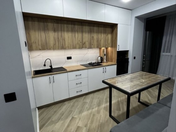 Здається 1-кім новобудова з євроремонтом! Черновцы