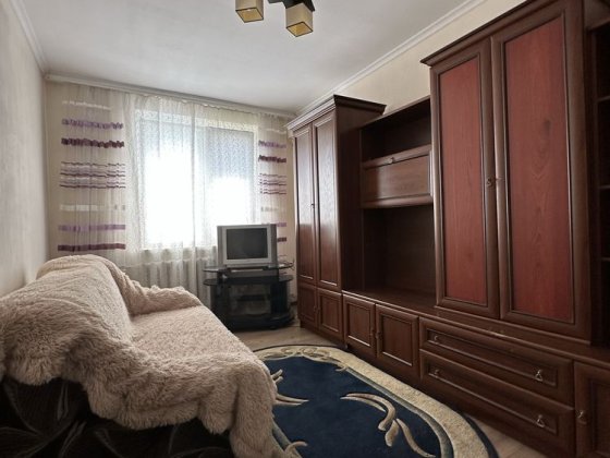 Здається 2-кім квартира гарний район! Чернівці