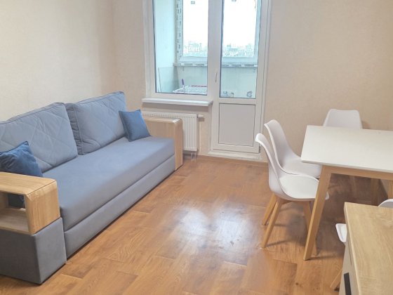 1кім метро Червоний хутір 15хв пішки, перша оренда, Вінграновсько 2 Киев