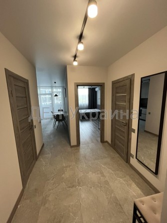 Оренда сучасної 1-к кв-ри 53 кв.м. з євроремонтом в ЖК Манхеттен. - фото 1