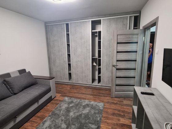 Здається в оренду квартира поблизу Торг Центру  Токіо Ужгород