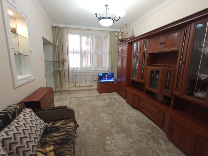 Здається в оренду 2-х кімнатна в центрі міста - фото 1