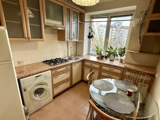 Здається вперше гарненька квартира в самому центрі міста Черкаси