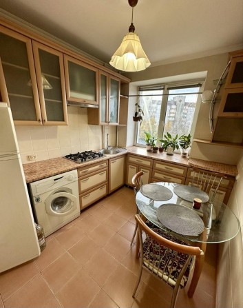 Здається вперше гарненька квартира в самому центрі міста - фото 1