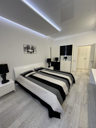 Оренда 2-кімнатної квартири в центрі, Печерськ, б-р Лесі Українки - фото 1