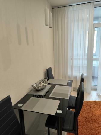 Перша здача! Дніпровський,  метро «Лівобережна», ЖК «Каховський» - фото 1