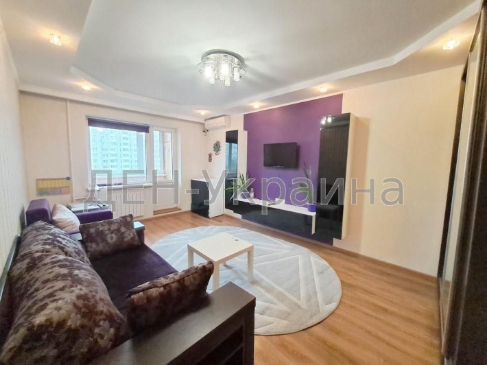 Оренда 2 кімн. квартири метро Академмістечко - фото 1