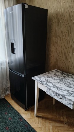 Здам 2-кімнатну квартиру в центрі - фото 1