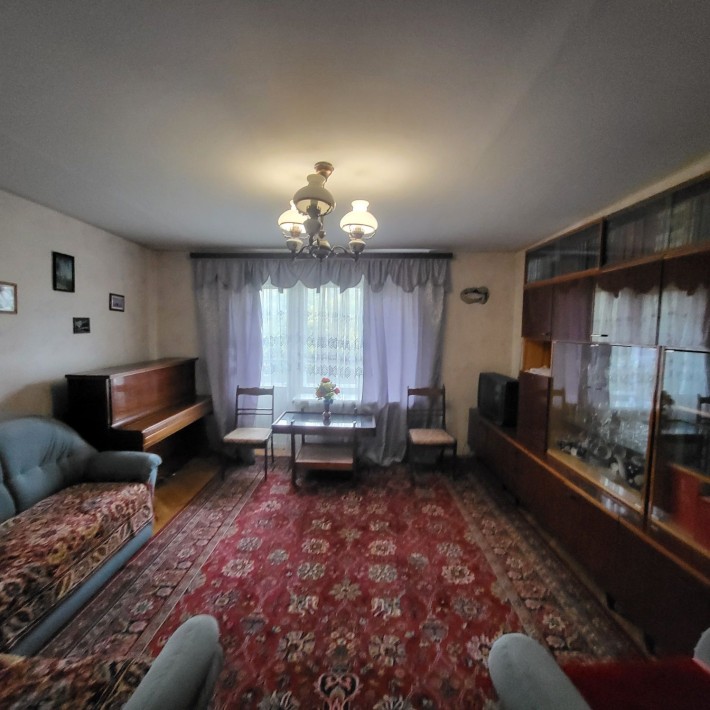 Здається чотирьох кімнатна квартира в центрі міста - фото 1