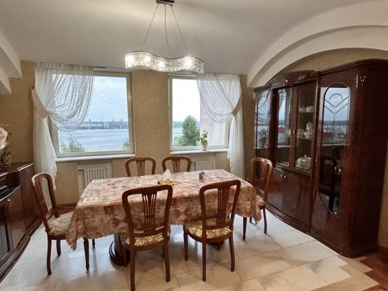 Оренда шикарної квартири  парк Шевченко Дніпро