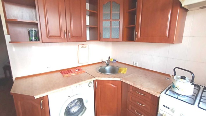 1-кім. Святошинський район бульвар Жуля Верна 13В Обойний ринок. Метро - фото 1