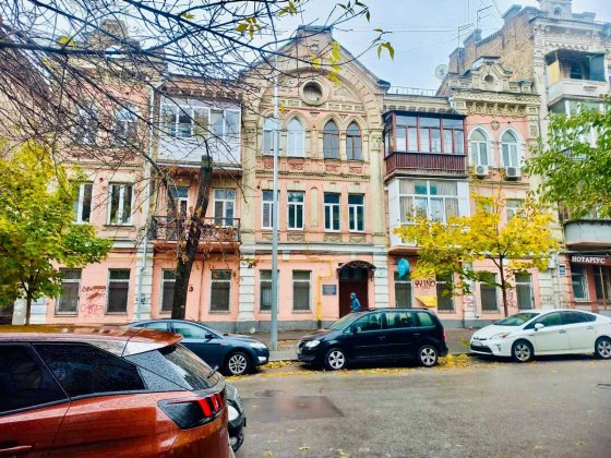 Ярославська, історичний центр, Поділ 2-к. квартира. Оренда Київ