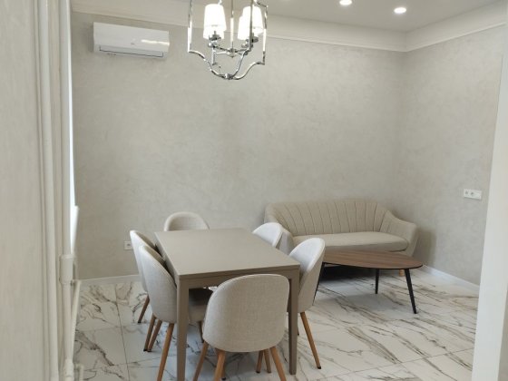 БЕЗ КОМІСІЇ,3-х, вул.Уманська 47, Евроремонт,Перша здача,35500грн.Торг Київ