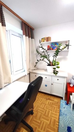 сдам 3х квартиру. Бердянская. Правда. Сагайдак парк - фото 1