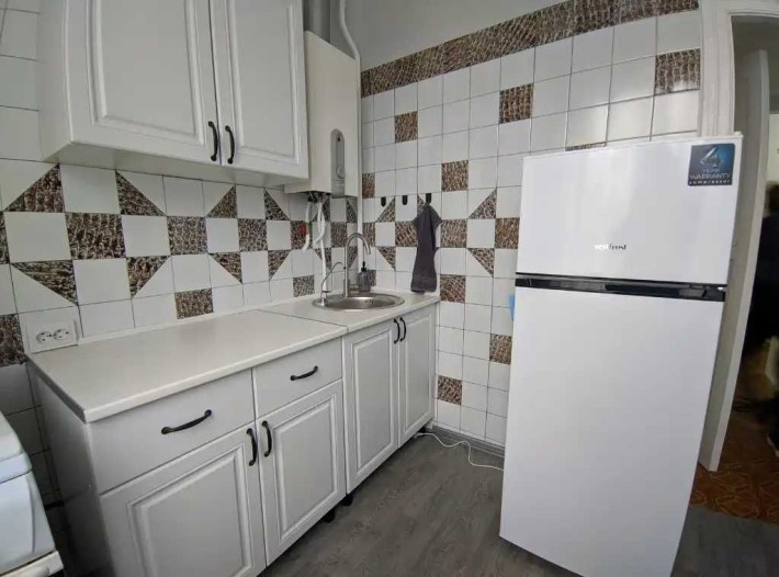 СДАМ 2 комнатную квартиру  НАГОРНЫЙ - фото 1