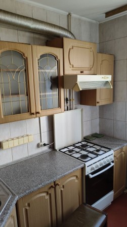 Здам 2-кімнатну квартиру в районі Ниви. Меблі, техніка. - фото 1