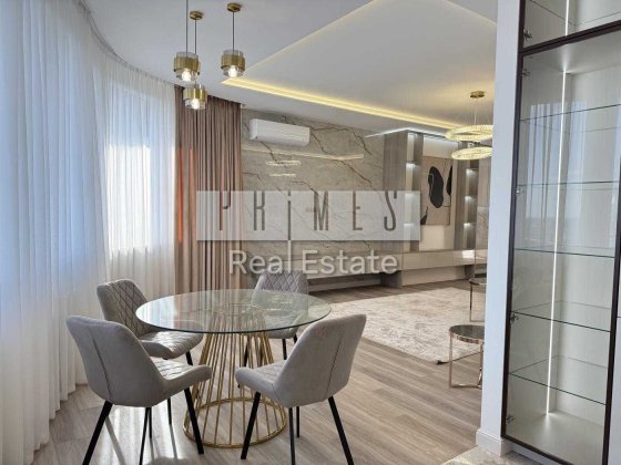 Оренда дизайнерської 2к квартири, Печерськ, Коновальця, 36Б Киев