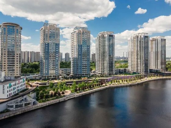 Продаж 2-к квартири вул. Дніпровська набережна 14а Киев