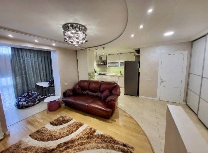 Сдам 3 ком квартиру ЖК Атлант Антоновича центр парк Глобы низ Поля - фото 1