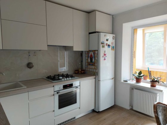 Оренда трикімнатної квартири по вул.Савчука. 4 поверх. Цегла. Чернігів