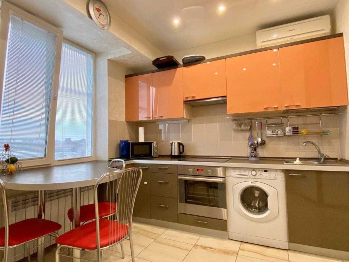 Сдам 2к квартиру в новобудові на пр.Поля 27д центр - фото 1