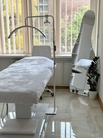 Оренда приміщення студії для косметолога (Центр) Є зарядна станція! - фото 1