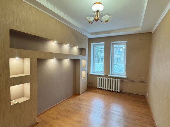 Здам 2к кВ на лівому березі Дніпра Дніпро