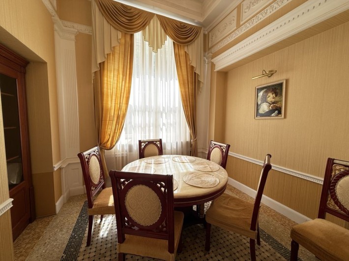 Оренда 4 кімнатної квартири Хрещатик Заньковецької - фото 1