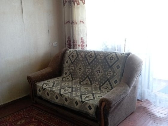 Сдам 2-х комнатную квартиру на 5 эт. 5-ти эт. дома Космос.