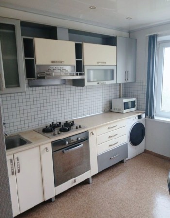 Сдам 2 комн. Александровский р-н - фото 1