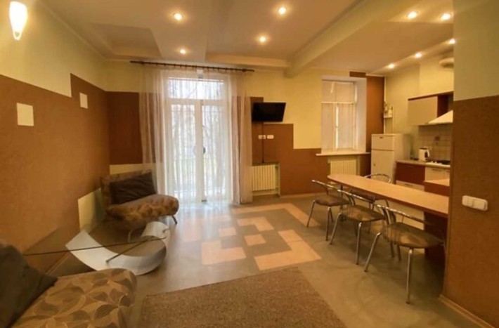 Оренда 3-х кімнатної квартири в Центрі - фото 1