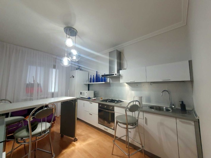 Оренда  2-х  квартири на Подолі,  Вулиця Введенська 29/58 - фото 1