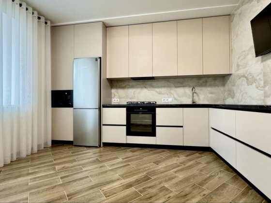 Перша здача! Велика 1к кв на Єськова, укомплектована! Автономка Чернігів