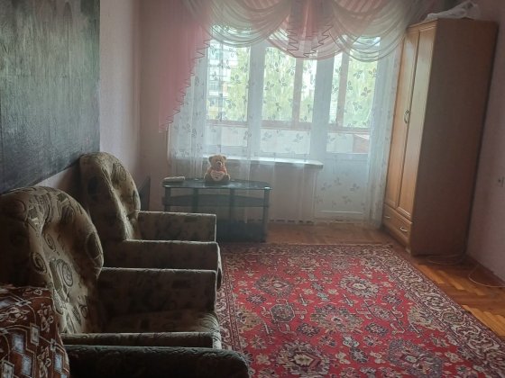 Долгосрочная аренда укомплектованной  1 кв . Космос. Запоріжжя