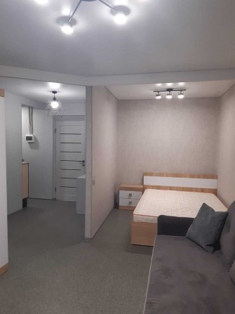 Здається однокімнатна квартира на вул.Кедріна 38 - фото 1