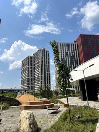 Оренда 2 кімн + велика кухня студіо. Варшавський плюс. Без комісії! - фото 1