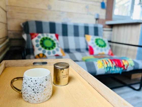 Функціональний будиночок для усамітнення. Ліс і озеро поруч. Васильків