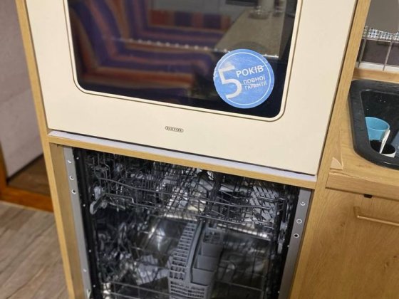 Частина будинку з гаражем 2 кімнати, старий центр Измаил