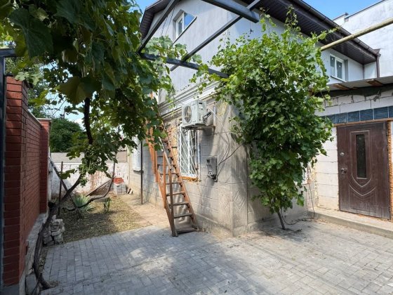 Оренда будинку Чорноморськ Черноморск