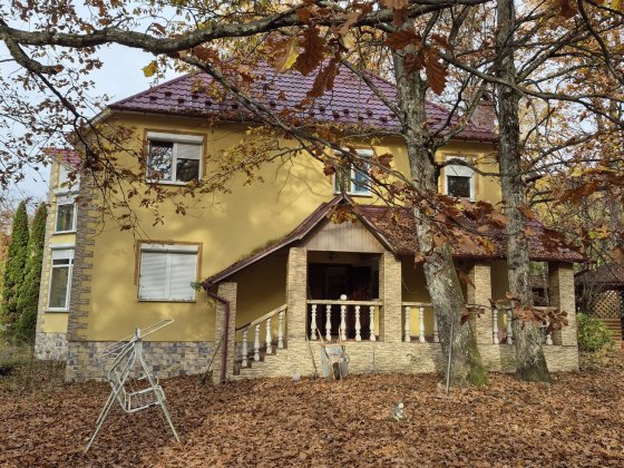 Здається будинок в тихому районі Мукачево. Мукачево