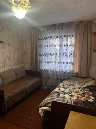 Здам півбудинку,окремий вхід.Центр.7500(Це з комунальними) - фото 1