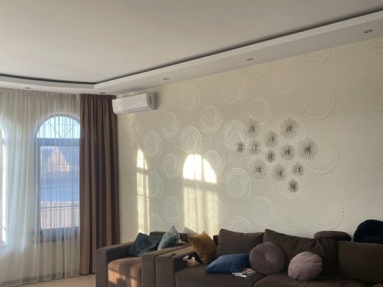 Оренда сучасного будинку з меблями у Борисполі