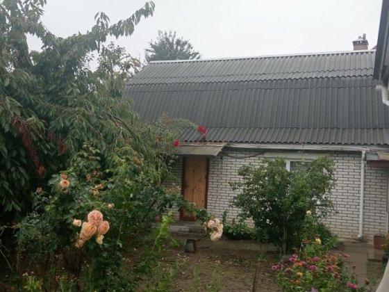 Здам пів будинку район ЖД вокзалу Бровары