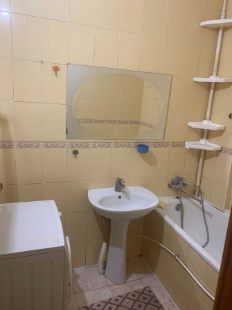 Оренда 1/2 будинку 65м на дві кімнати Вишневе центр - фото 1